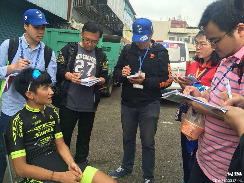 环台赛第三赛段 荷兰车手彼得骑台湾车夺冠