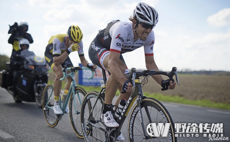 百届环弗兰德斯赛：中国车手首秀 萨甘单飞夺冠 坎神亚军谢幕