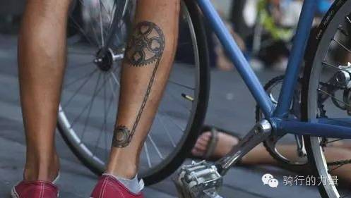 自行车纹身有多美？看完我也想纹一个