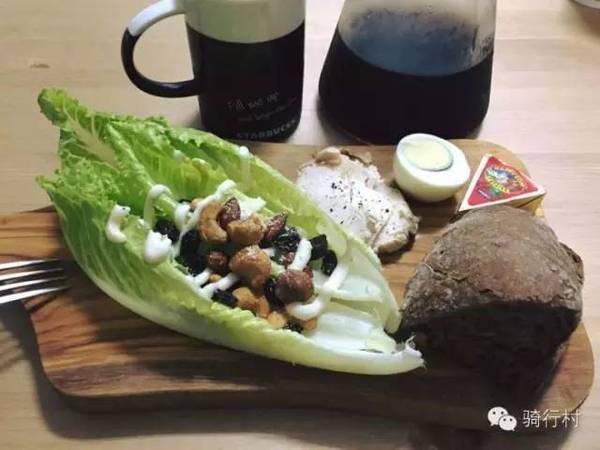 她从人民教师转身骑行  踏上人生急转弯