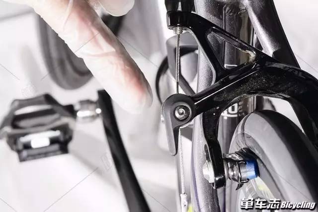 必看！让菜鸟快速学会公路车换胎补胎的方法