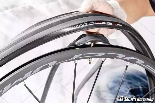 必看！让菜鸟快速学会公路车换胎补胎的方法