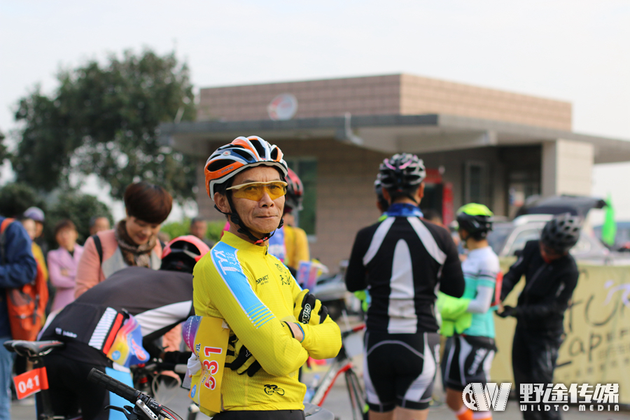第三届中国·宁德自行车爬坡赛：“坡神” 胡甜甜斩获冠军