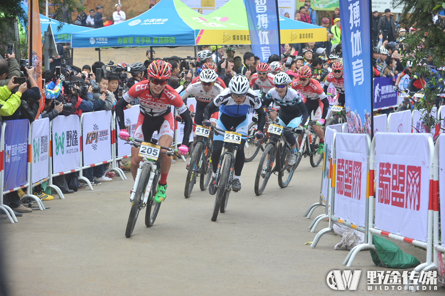 2016福建全民健身运动总决赛 圣诞节永泰精彩落幕