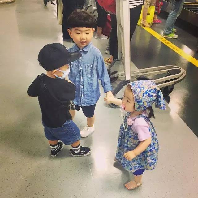 有个陪骑车陪你玩的哥哥，真好