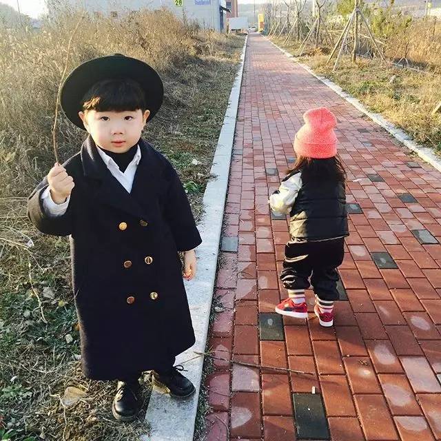 有个陪骑车陪你玩的哥哥，真好