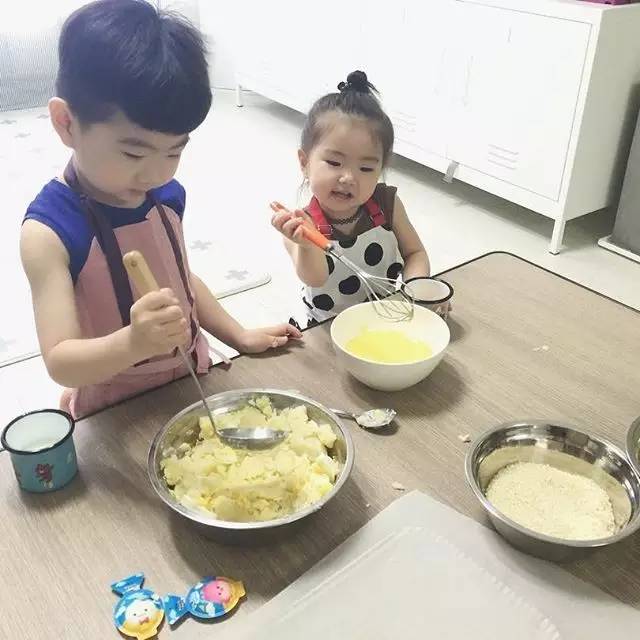 有个陪骑车陪你玩的哥哥，真好