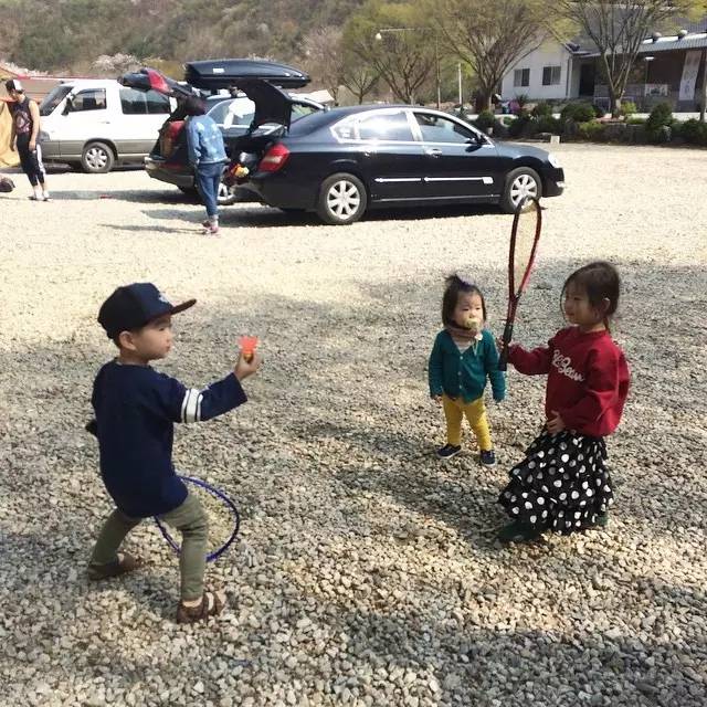 有个陪骑车陪你玩的哥哥，真好