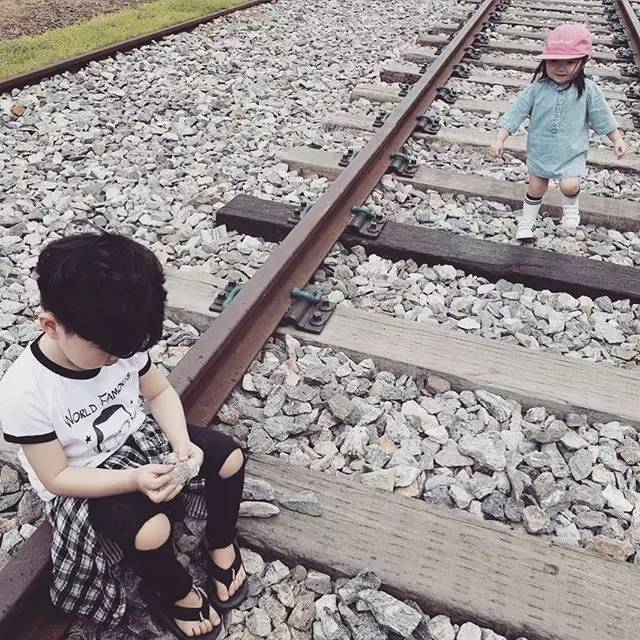 有个陪骑车陪你玩的哥哥，真好