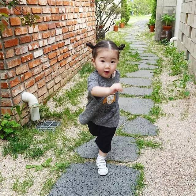 有个陪骑车陪你玩的哥哥，真好