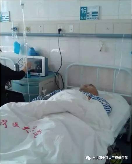 从百公斤到八块腹肌，腰间盘突出的他练成铁三自由骑士