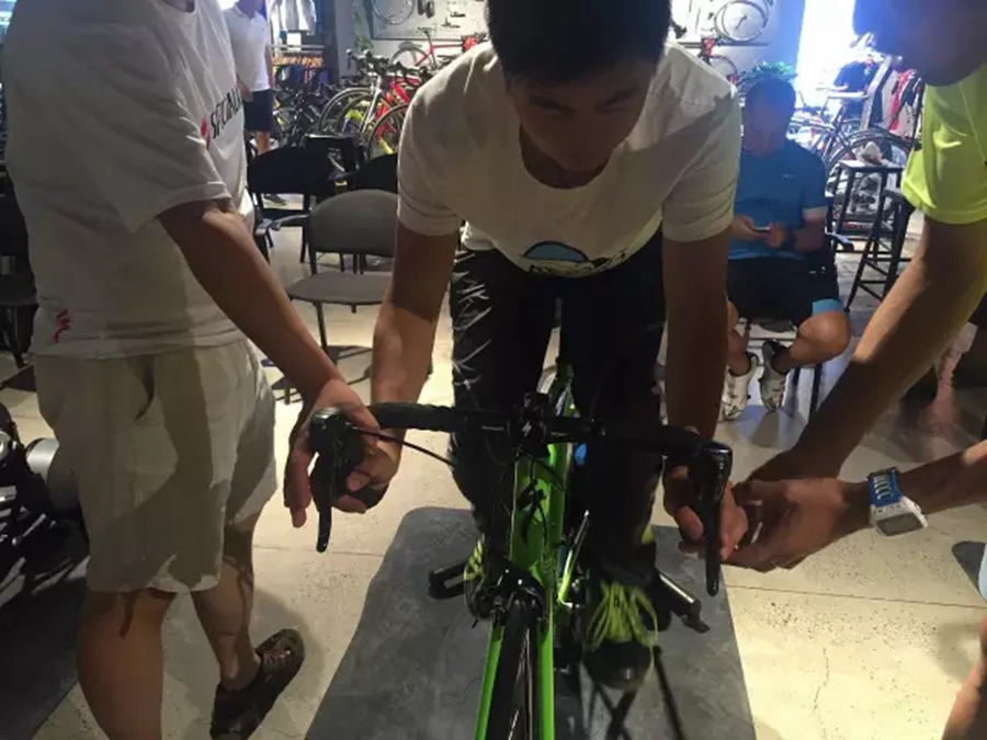 乐视铁三训练营 | 自行车课  教练倾囊相授十余年打铁经验