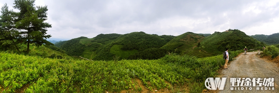 2016中国山地自行车公开赛贵州·龙里站 赛前车友来探道