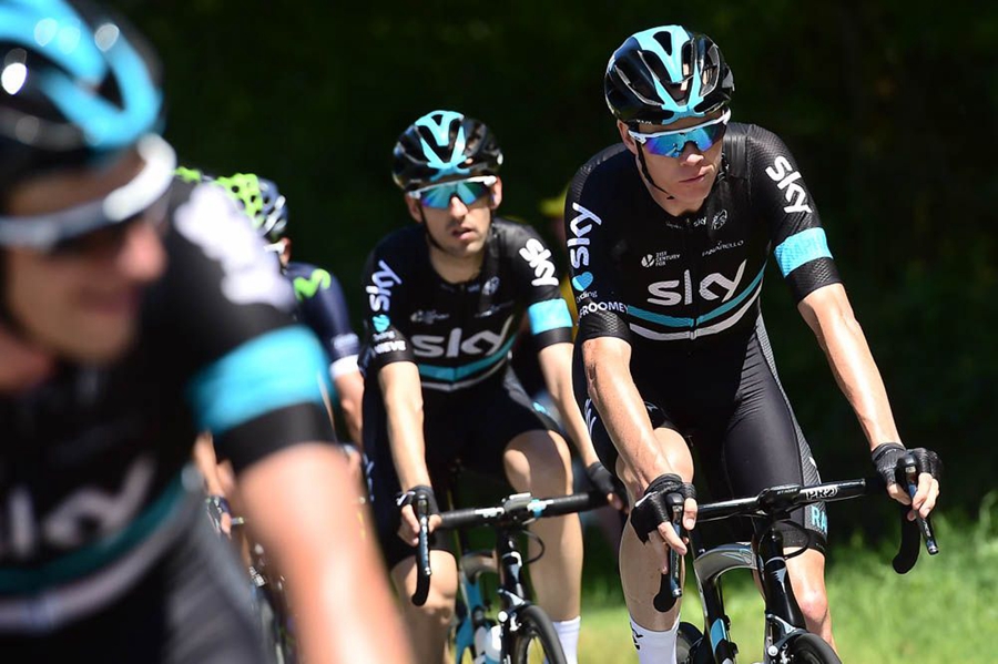 环法｜第五赛段 范阿维马特单飞夺冠得黄衫【评论有奖】