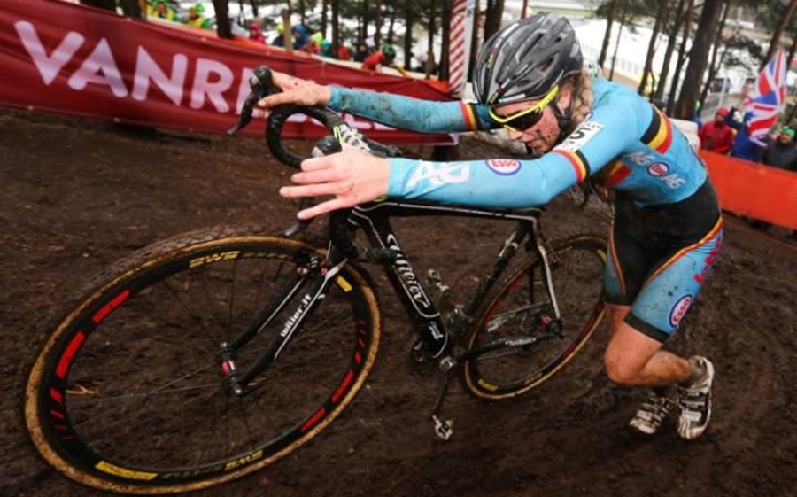 前环法冠军雷蒙德炮轰UCI：“对待机械舞弊你们三心二意！”