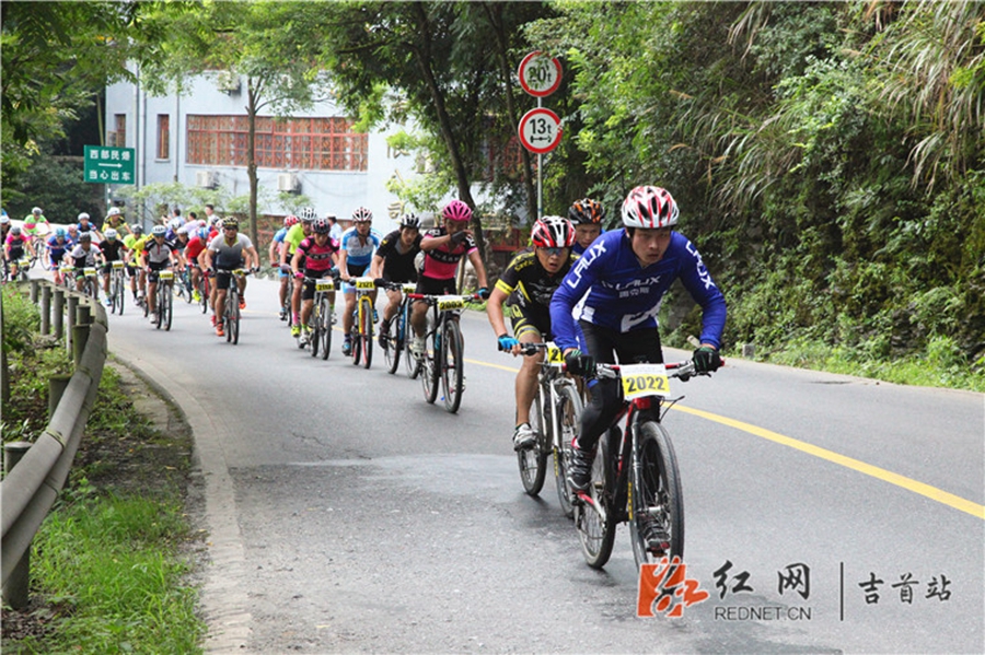 ��կ��·������г��������� ǧ�ࡰ��ʿ����Խ·�����