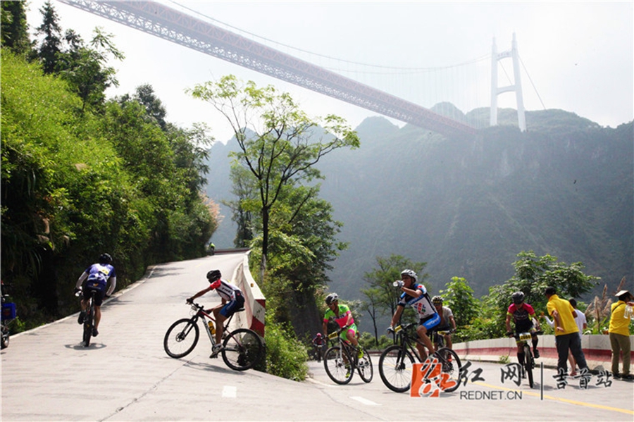 ��կ��·������г��������� ǧ�ࡰ��ʿ����Խ·�����