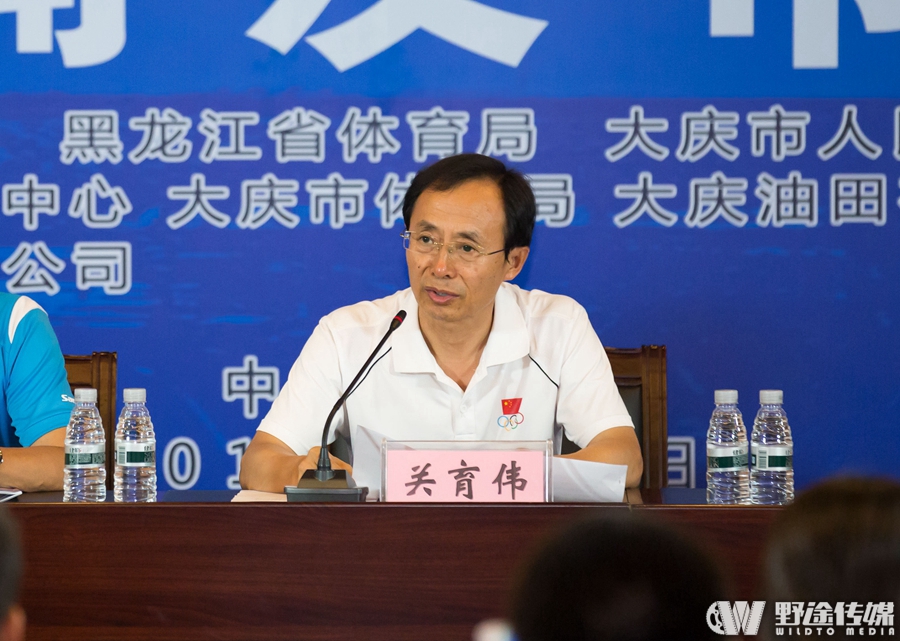 铁人回到故乡 大庆铁三赛举行赛前新闻发布会
