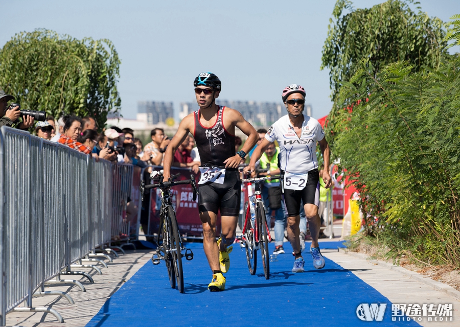 2016大庆铁三赛：铁人故乡赛铁三 铁人致敬铁人