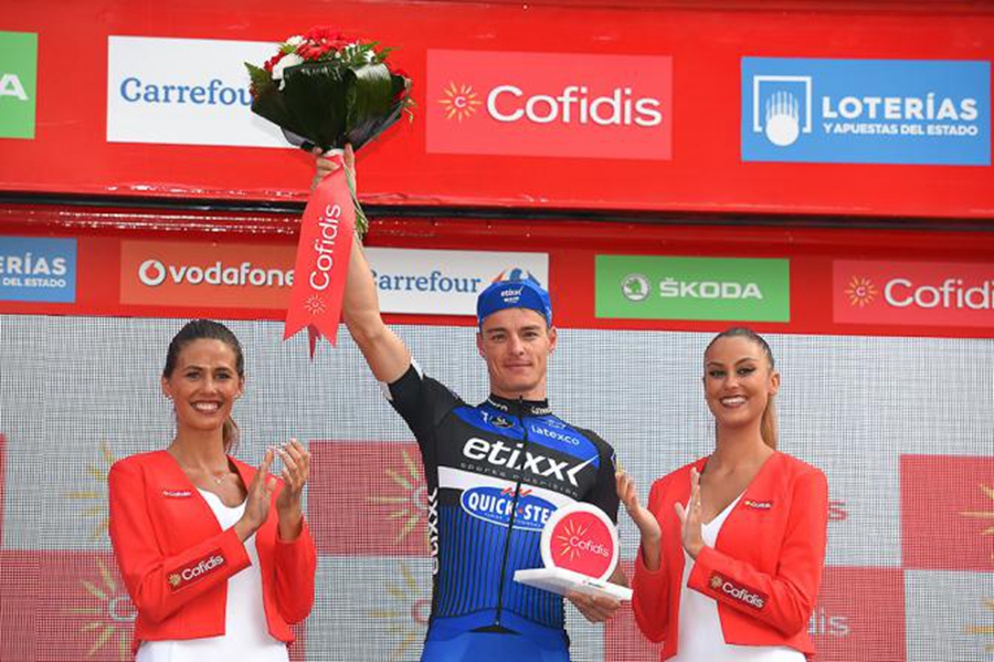 环西｜第五赛段：终点冲刺大规模摔车　启动3公里规则