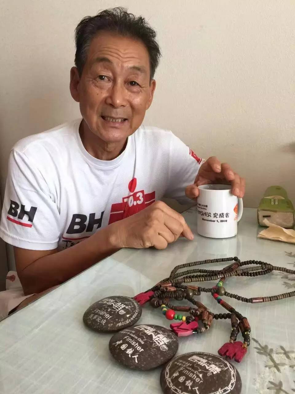 68岁的他完成了7次大铁  曾经却因身患糖尿病卧床不起