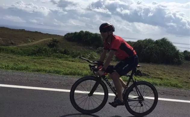 68岁的他完成了7次大铁  曾经却因身患糖尿病卧床不起