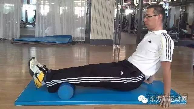 铁人三项｜ 图解如何进行骑行后的肌肉放松拉伸