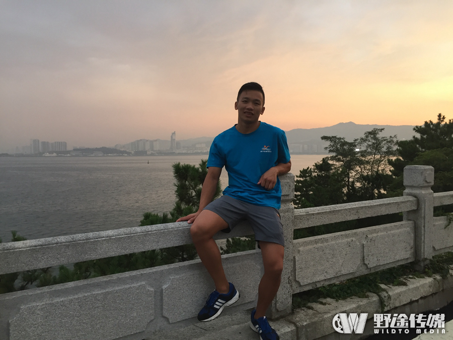 厦门铁人阿晶威海打铁：他在绝望坡战胜了绝望