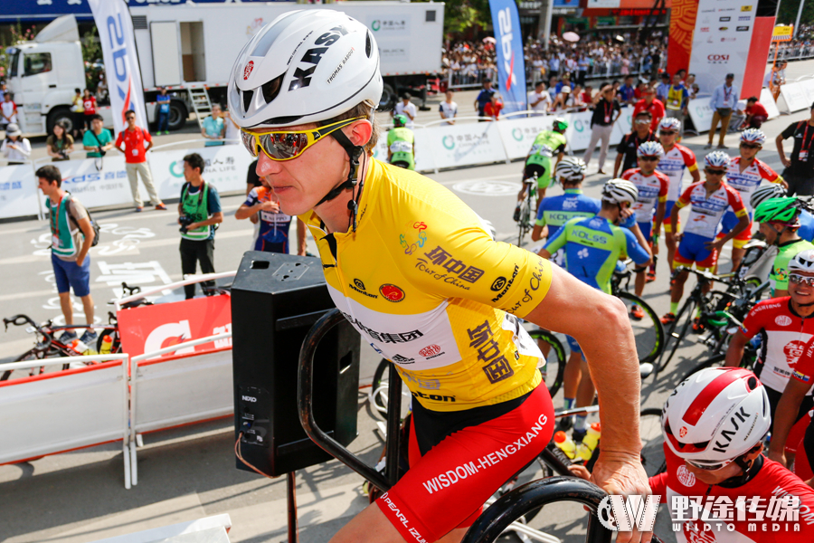 环中国 Ⅱ｜第一赛段 本法托再夺冠 马里尼收获黄蓝两衫