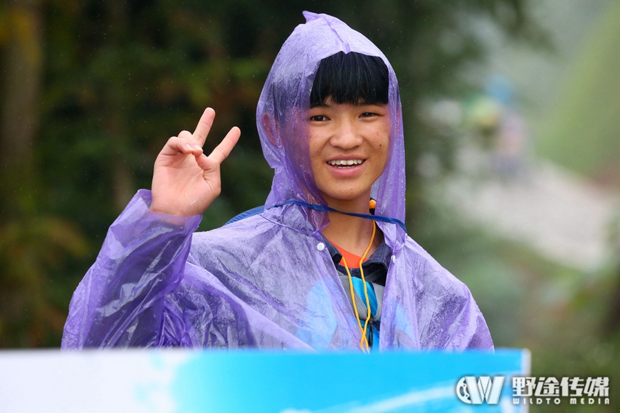 �հ�����ɽ�س�����ɽ��ʢ�� ��ΰ����  �γ�嶥