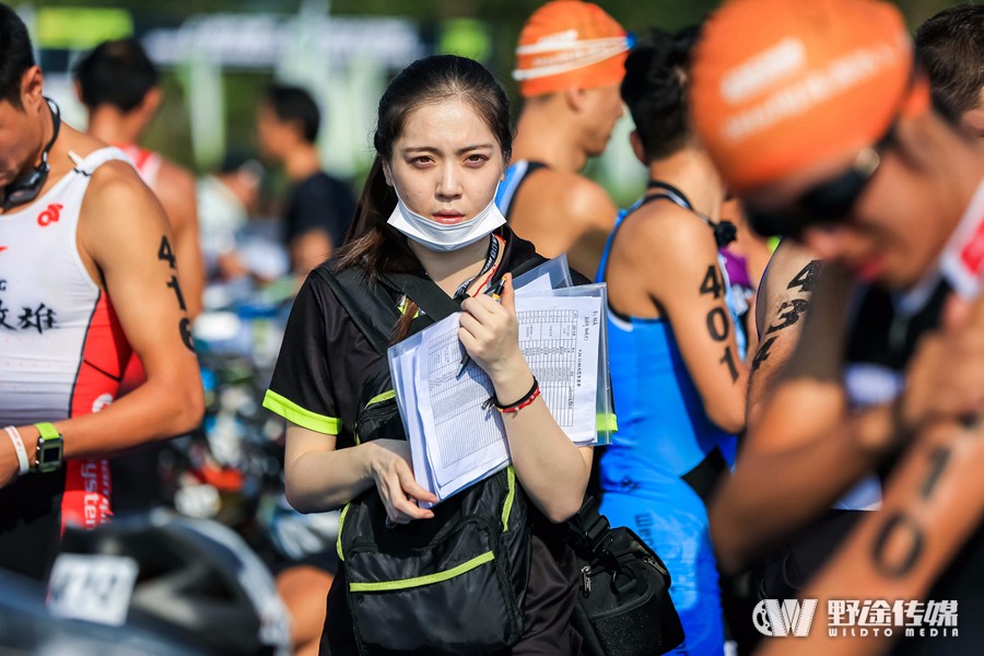 看图说话 上海明珠湖铁三赛上的花絮图片故事