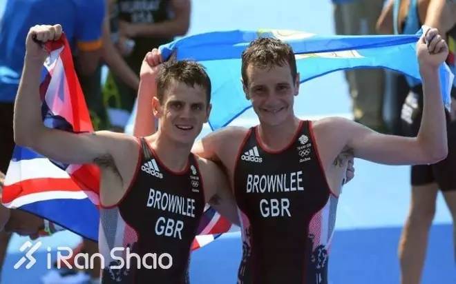 英国布朗利铁三兄弟的相爱相杀：输给他我已经习惯了