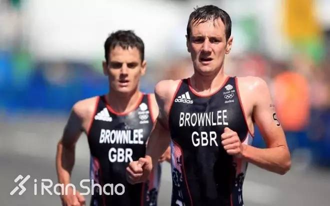 英国布朗利铁三兄弟的相爱相杀：输给他我已经习惯了