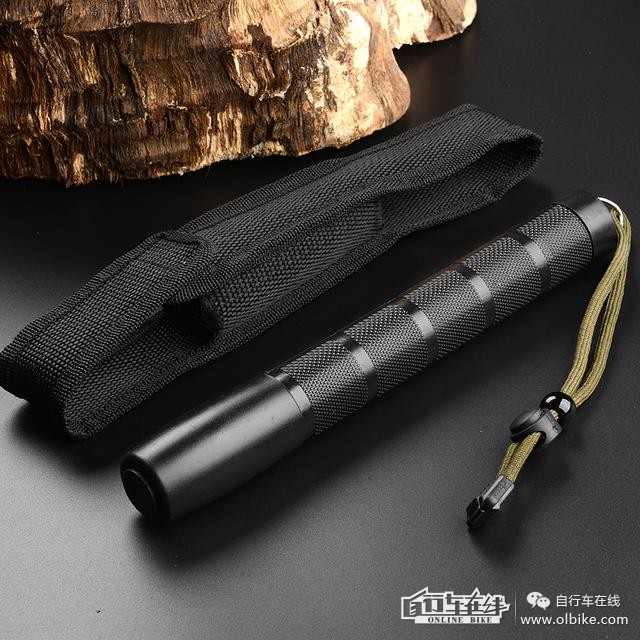 女生独自骑行在外，五款防身工具推荐给你