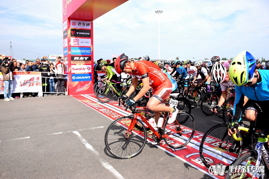 相约水城，2016年中国成都车迷健身节总决赛竞速金堂