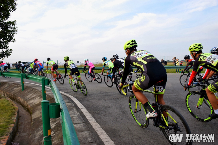 相约水城，2016年中国成都车迷健身节总决赛竞速金堂