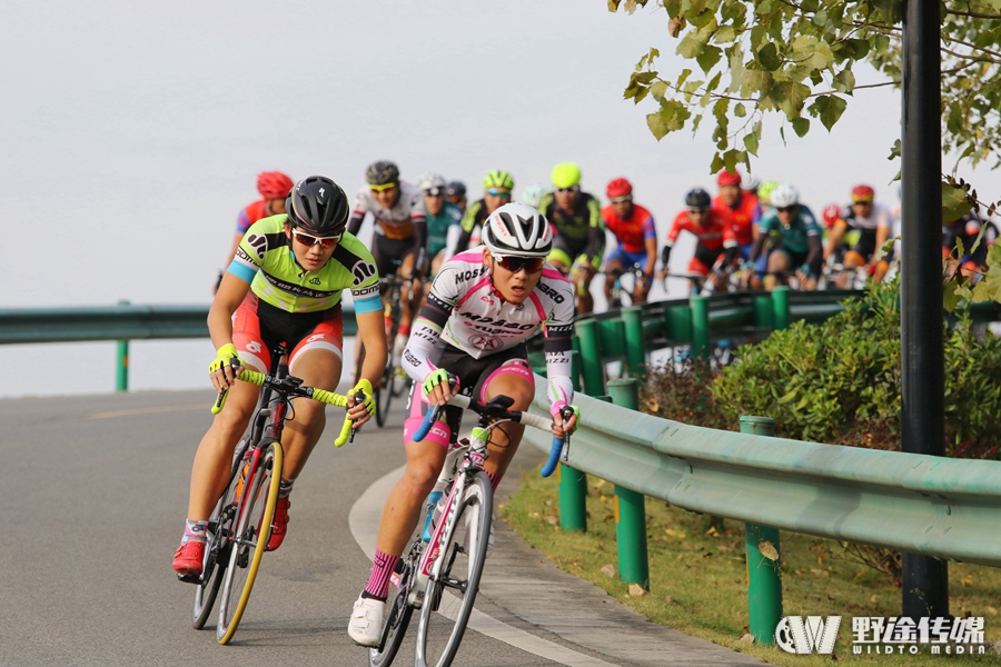 相约水城，2016年中国成都车迷健身节总决赛竞速金堂