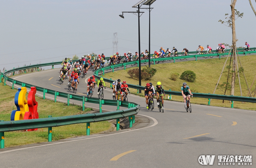 相约水城，2016年中国成都车迷健身节总决赛竞速金堂