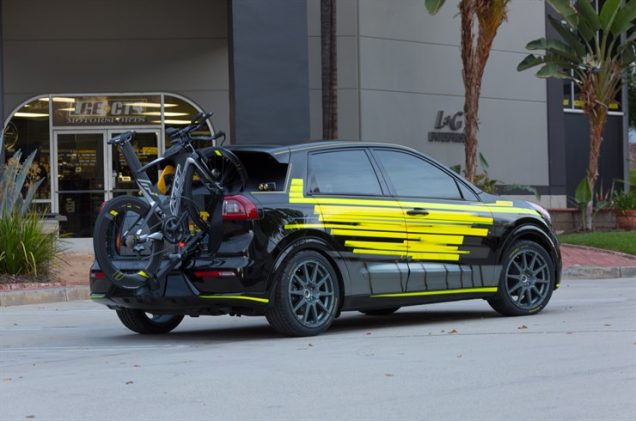 铁三训练、比赛专用车Niro  全自动驾驶让你没有动手的机会