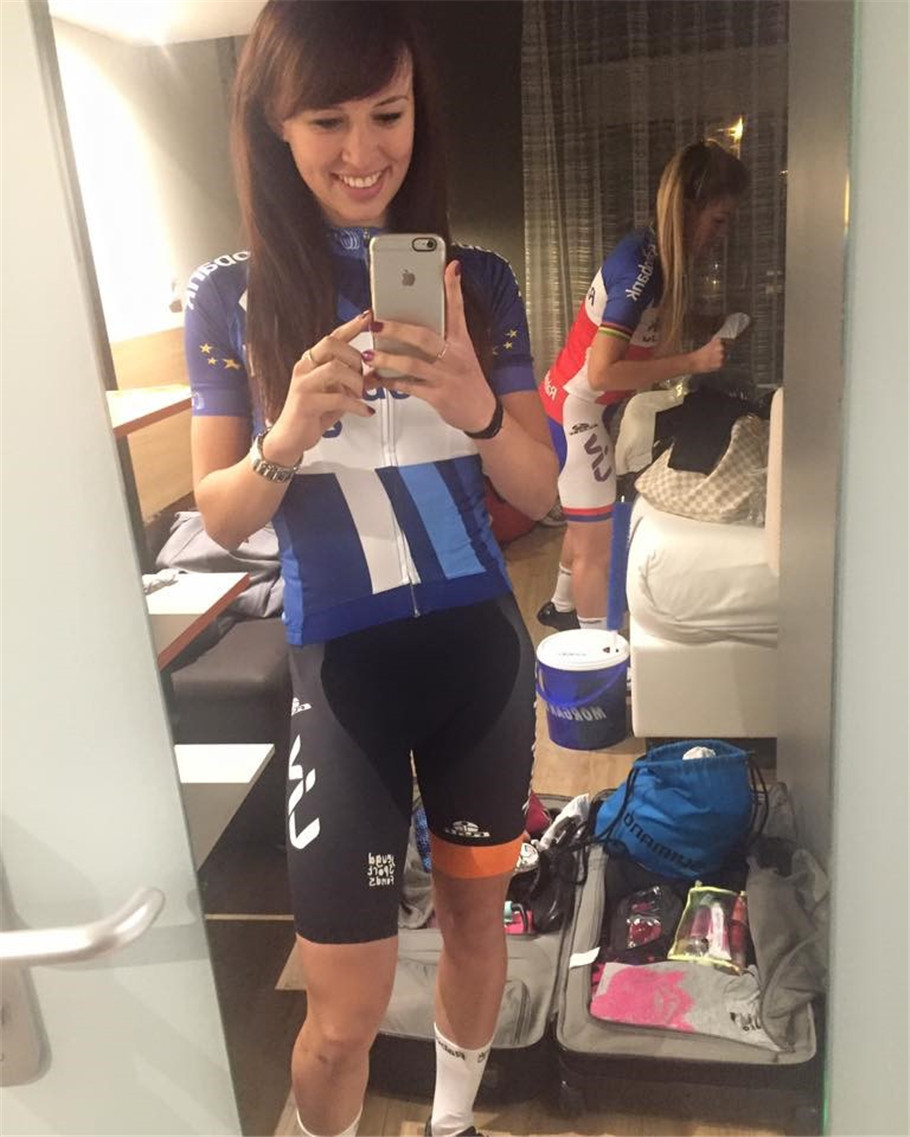 波兰历史上最成功的女车手，年仅22岁的涅薇雅多玛