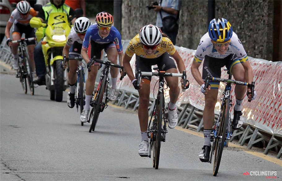 波兰历史上最成功的女车手，年仅22岁的涅薇雅多玛