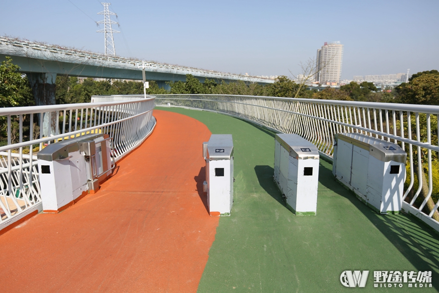 体验空中骑行！一探究竟国内首条空中自行车道