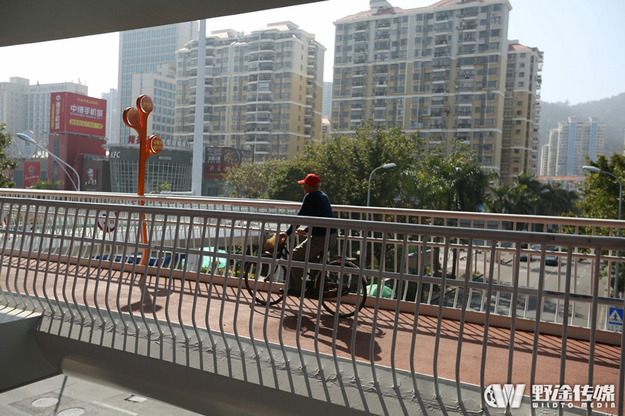体验空中骑行！一探究竟国内首条空中自行车道