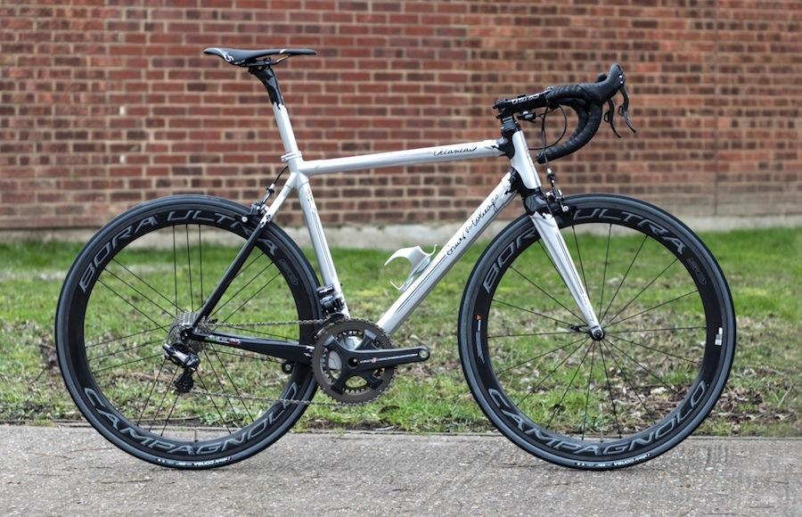 Colnago发布限量版豪车Ottana5纪念创始人85岁生日