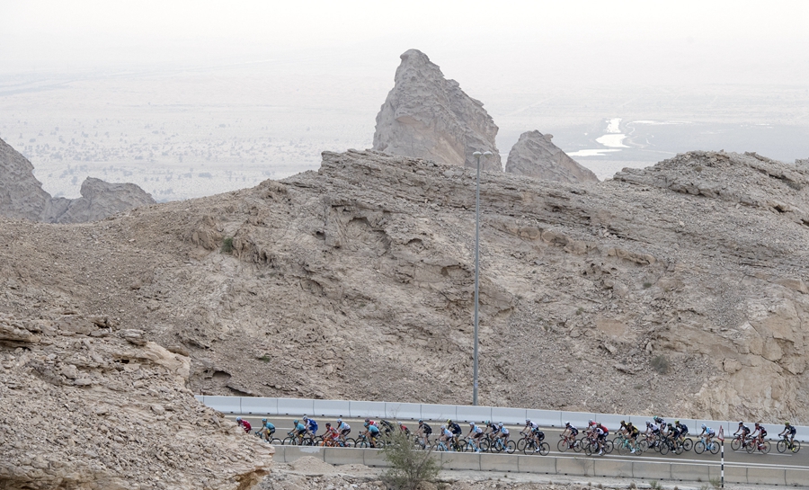 环阿布扎比第3赛段：金塔纳康塔多争斗不休  鲁伊·科斯塔登顶夺冠