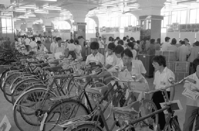 从生产工具到交通工具到健身方式——自行车的诉说