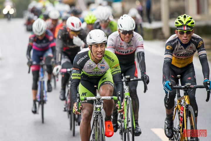 中自联贵州.遵义站首日  胡志超单飞夺冠