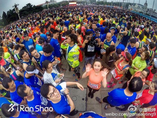 九球天后潘晓婷：全能跨界女王  跑马也不在话下