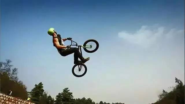 BMX大神——青蛙王子&小马哥：培养国内更多BMX的爱好者