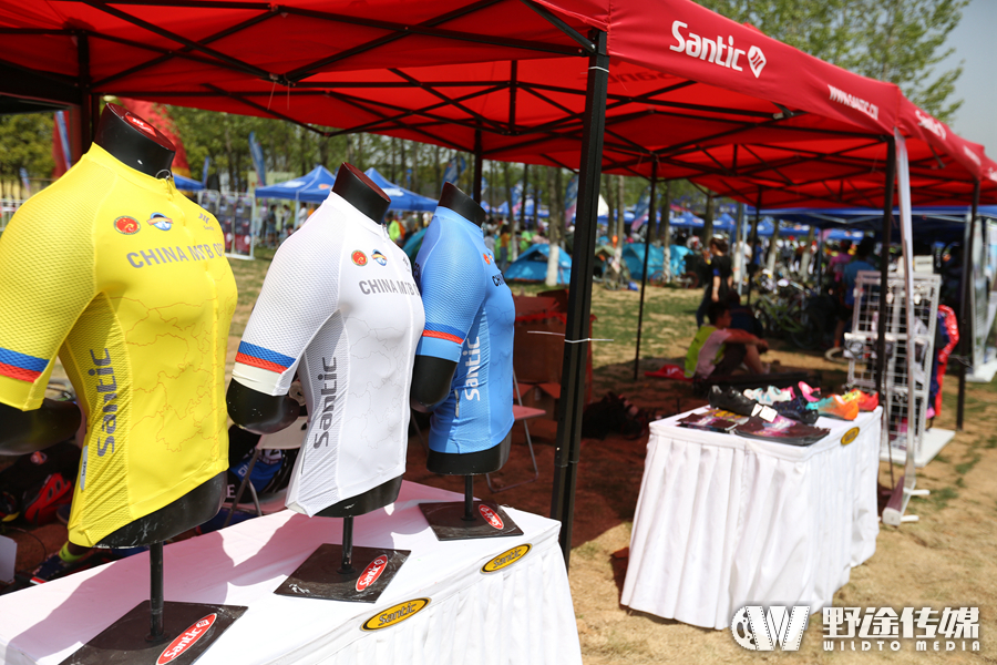 2017中国山地公开赛水墨大埝站首日 封神夺冠